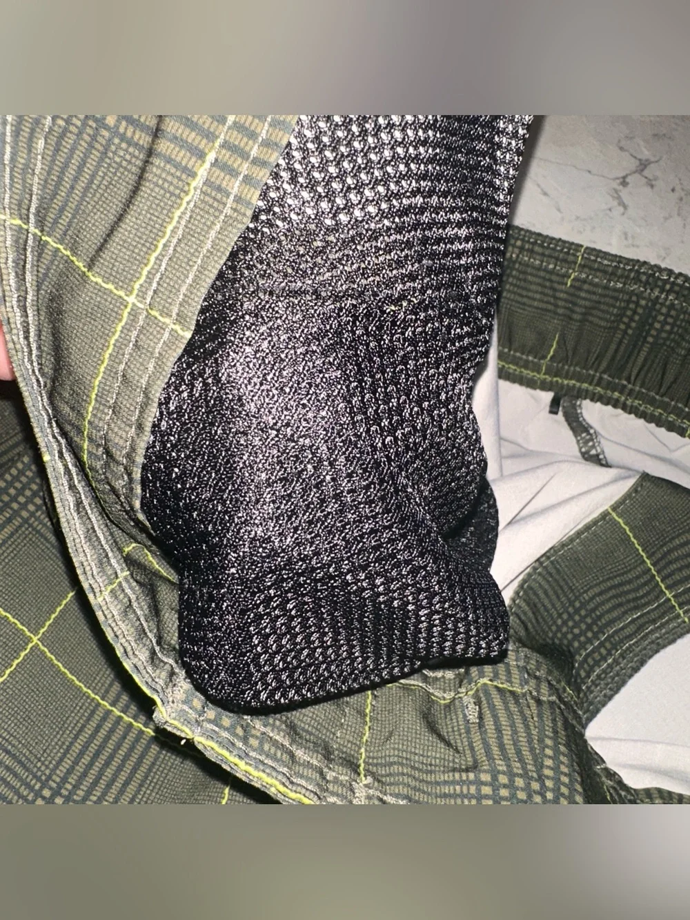 Prana Olive Green Plaid Swim Board Shorts 10” Inseam Size 38 With Pockets